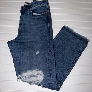 Levi’s Wedgie Straight Jeans size 28